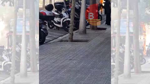 Arde un Bus Turístico en Sagrada Familia