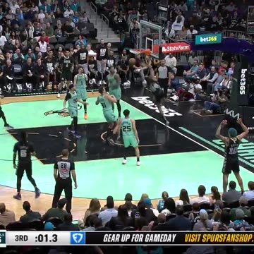 NBA - DEVIN VASSELL. VICIOUS. 😮‍💨