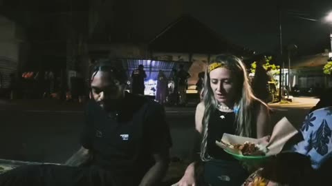 International Visitors Experience GUDEG MERCON Bu Tinah in Yogyakarta | SPCIY DIFFICULTY 🥵 🇮🇩