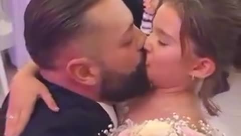 ムスリム。幼児女児をグルーミングして、結婚させるムスリム。
