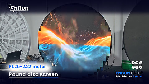 Breaking through the boundaries of form, illuminating creative vision