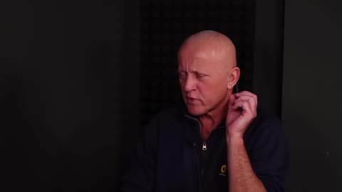 MUDr. Jan Hnízdil: Jan Hnízdil otevřeně o strachu, moci a odporu 27.12.2025