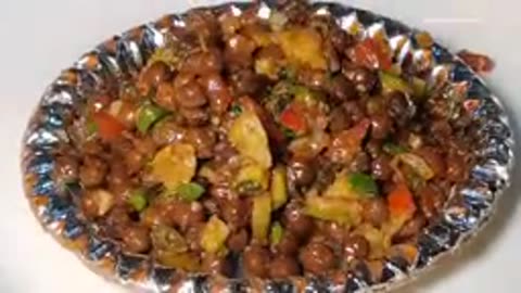 इफ्तार में बनाये बेहतरीन काले चने की चाट-Ramadan Special Fried Kala Chana Chaat-Iftar Recipe