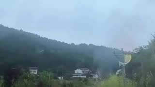 'Influencer' muere al estrellarse su helicóptero durante transmisión en vivo