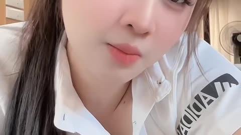 Beautiful and sexy 😍