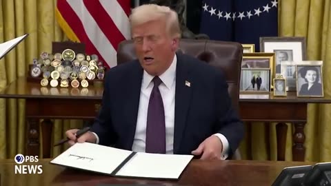 WATCH_ Trump signs more executive orders on his first night back in the Oval Off