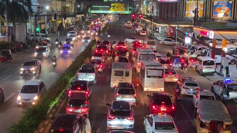 Philippines: The Reality 🇵🇭 | Expat Life Truths About Internet Speed