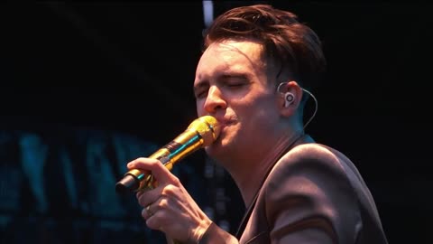 Hallelujah - Panic! at the Disco (live)