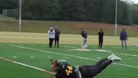 INSANE catch by Pittsburgh’s Tristan Yarter! #highlights #frisbee