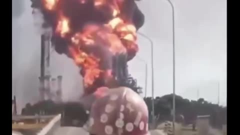 🇻🇪👀 Claimed as an explosion at a petrochemical plant in eastern Venezuela.