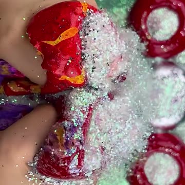 This Shiny Ball Crushing Game is INSANELY Satisfying! 😲✨