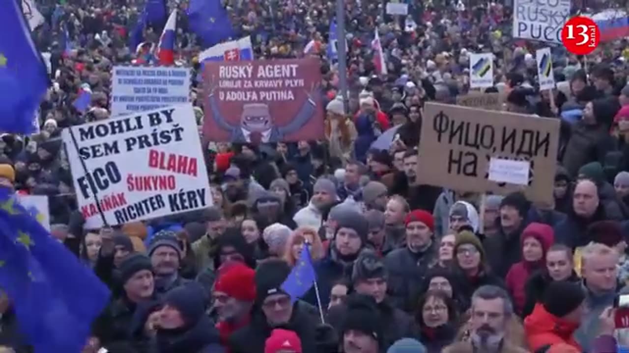 "We are not slaves of Russia"- Thousands of people in Slovakia protest against pro-Russian policies