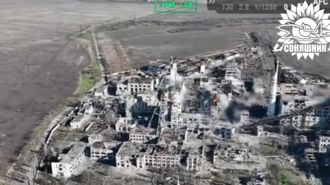 ✈️💥 Ukraine Russia War | Ukrainian Su-27 Uses US GBU-62 Bombs to Destroy Russian UAV Control… | RCF