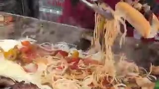 New York’s 99th Italian Food Festival 🇮🇹🍝 | The Feast of San Gennaro in Little Italy NYC