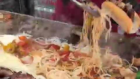 New York’s 99th Italian Food Festival 🇮🇹🍝 | The Feast of San Gennaro in Little Italy NYC