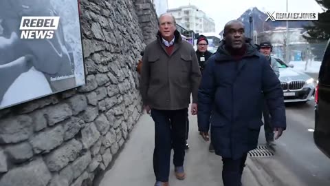 Rebel News Crew Confront Mega Globalist & BlackRock CEO Larry Fink On The Streets of DAVOS