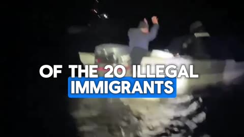 Video: 20 illegal immigrants caught by Coast Guard