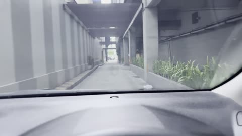 Narrow Alley Challenge | Careful Drive Through Tight Urban Streets