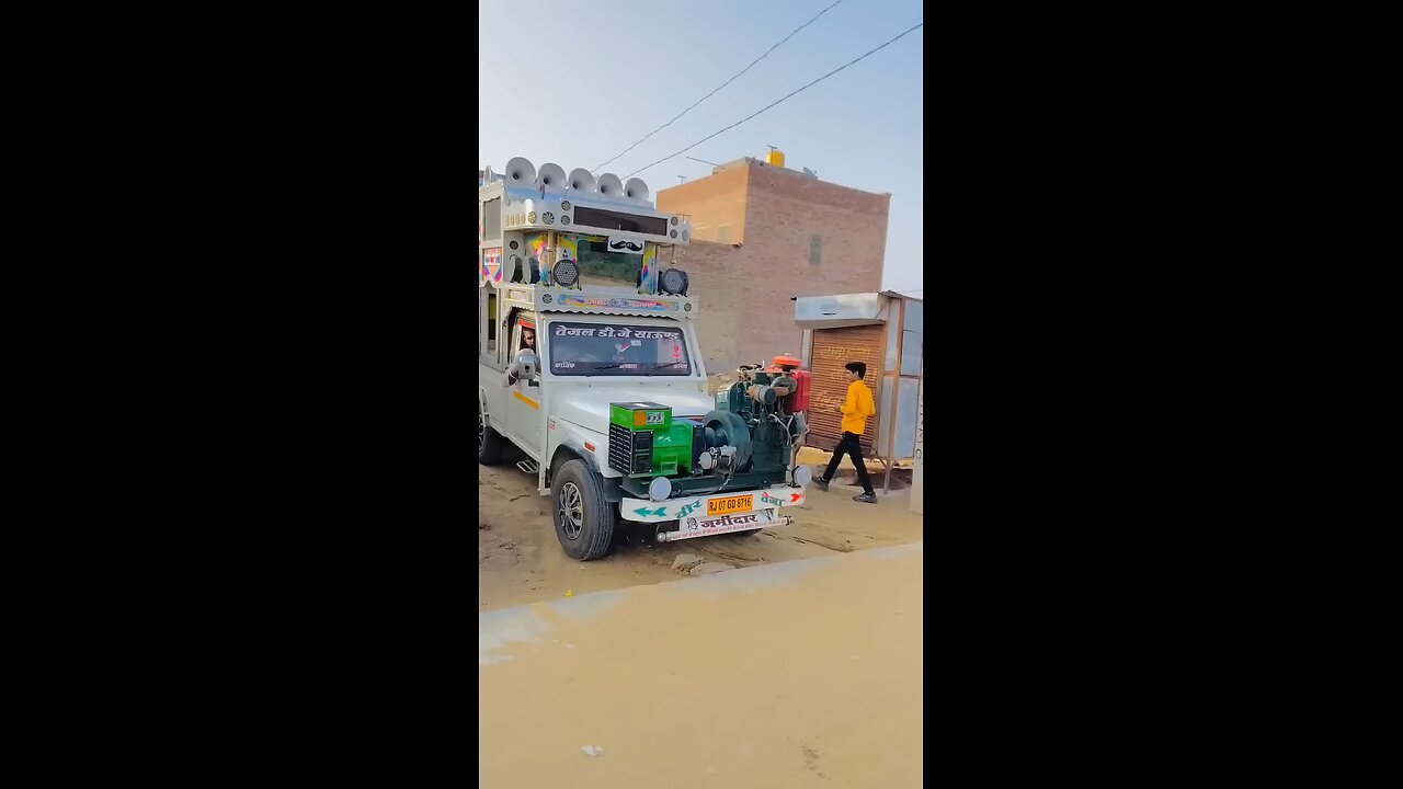 kisko kisko achcha lag raha hai video aap mujhe comment mein