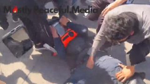 OMG! They’re beating police officers in Mexico!!!!
