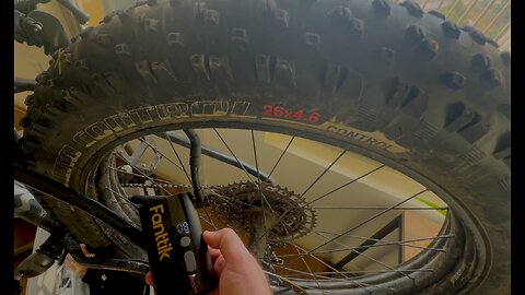 Fanttik X9 Ace Mini Bike Pump | Unboxing & Demo | MTB/Fatty friendly!