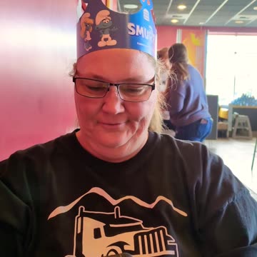 Queen of my Pete #ourtruckinglife #truckesvlogs #truckdriver #reallifetruckers #longhaultrucker