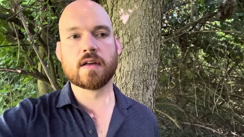 Celebrity Ghostwriter & Writing Coach Joshua Lisec Reveals a Persuasive Goal-Setting Reframe