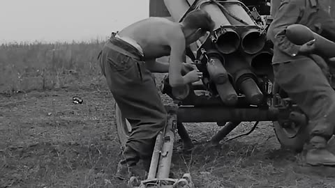Rocket Artillery in action 1943 Schwerpunkt Waffe Nebelwerfer, Raketenwerfer #ww2 #wwii