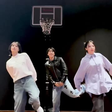 jhope bts twice momo nayeon