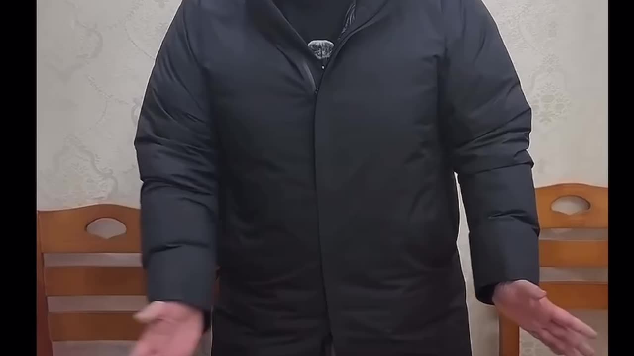 “MAGA 餃子”模仿川建國口音、動作，包餃子（笑一笑，太有才了！哈哈，新春愉快～）