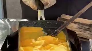 Egg Roll Omelette at Malaysia Night Market – Street Food Perfection!