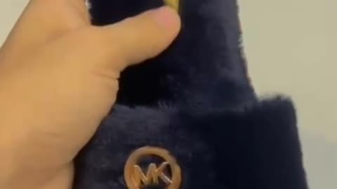 Luxury Soft Fur Slippers for Women | Cozy Winter Indoor Slides Review