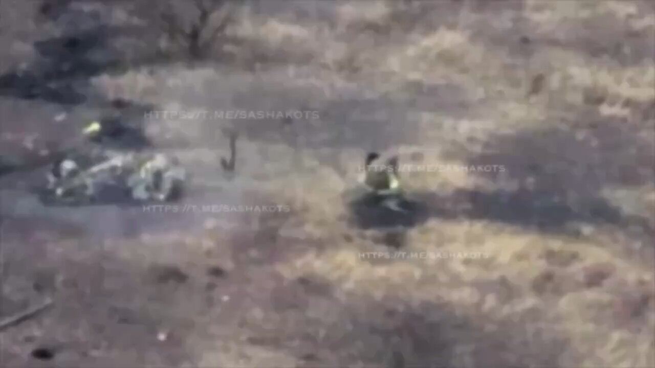 Russian-Ukraine War 18++ ￼ Failed throw of a grenade by Ukrainian troop