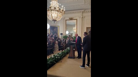 President Trump welcomes golf legend Tiger Woods to the stage at The White House