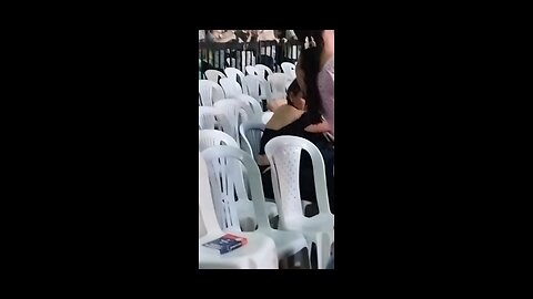 thong slip descuida tanga negra en concierto