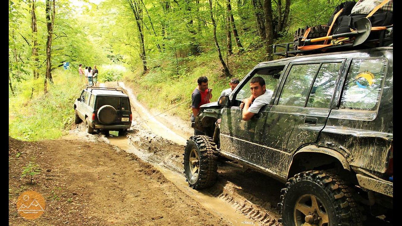 Lost in the Mountain Roads of Armenia | Peaks, Monasteries & Timeless Silence