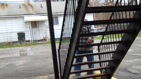 lets go inside of this 10 unit and see what needs to be done, shea show