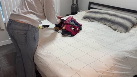 Clean With Me | Folding Laundry