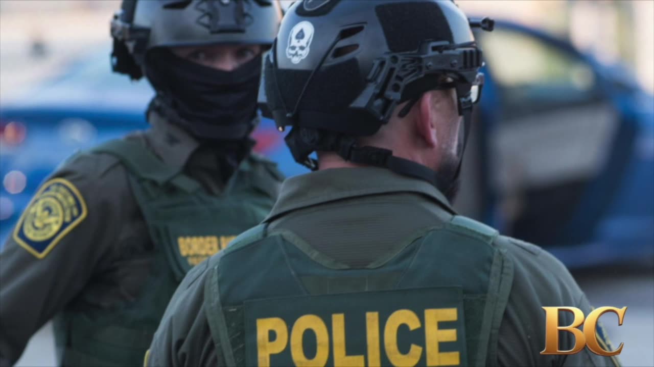 Federal agents shoot woman in Chicago after allegedly being rammed, boxed in by cars
