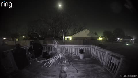 Drones and pulsing moon over Antebellum North