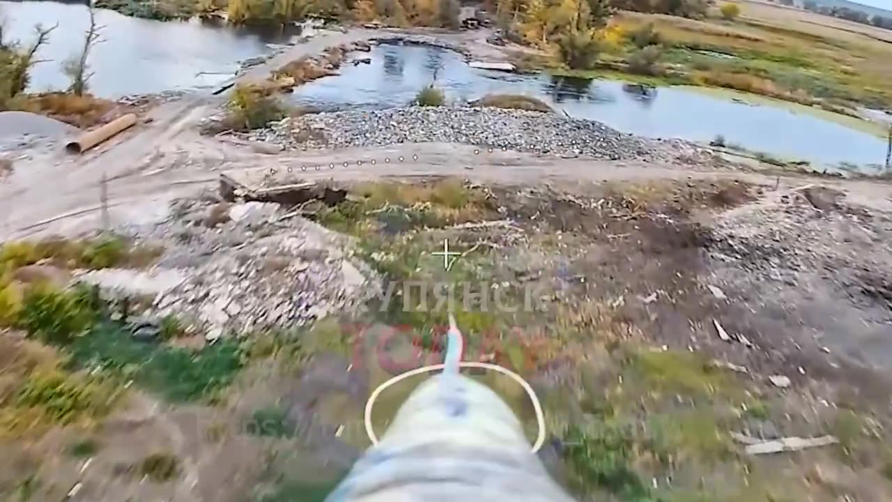 🇷🇺🇺🇦 Drone work on the airborne crossing over the Oskol River in the Kupyansk direction.
