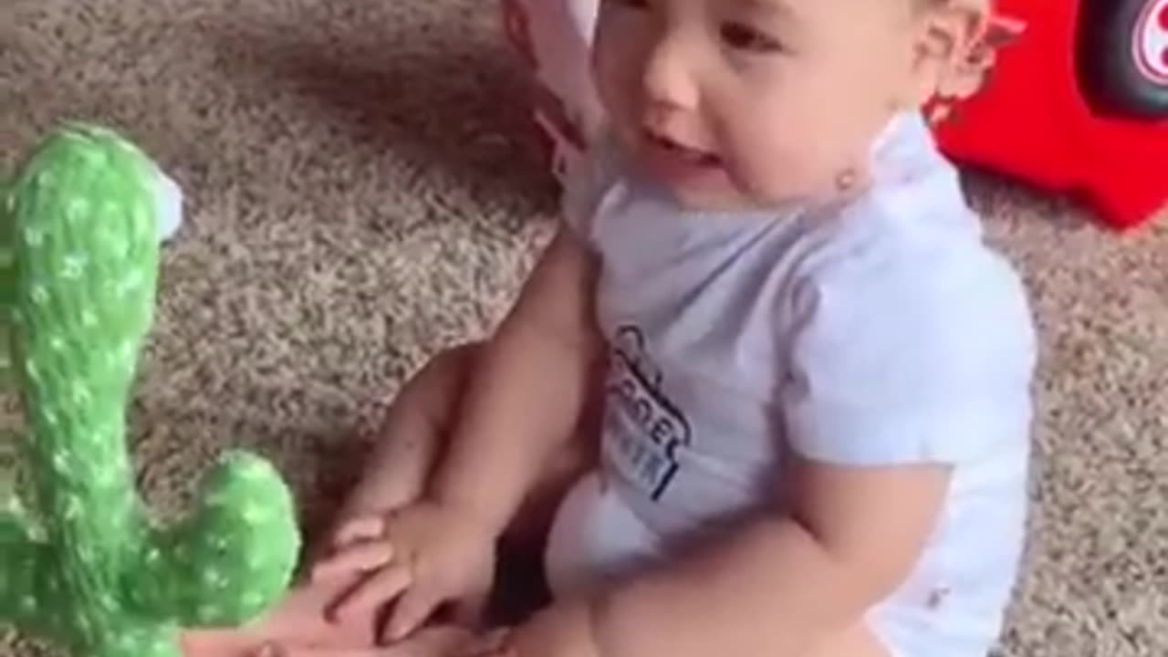 babies playing funny videos