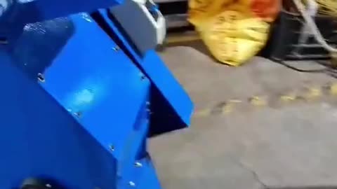 Watch our Plastic Shredder V4 5 Hp