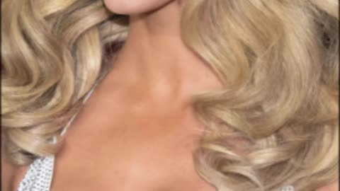 Sydney Sweeney Fears Needles, Stays Natural