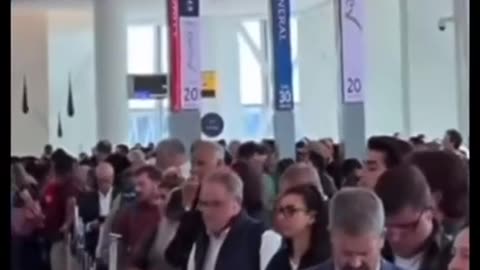 US Airports Grinding to a Halt - SHOWTIME!