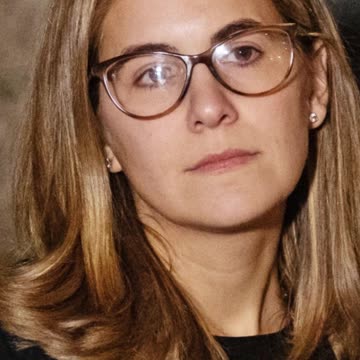 Justice is Blind... And Apparently Loves Hair Removal! danielle sassoon Funny Sarcastic News