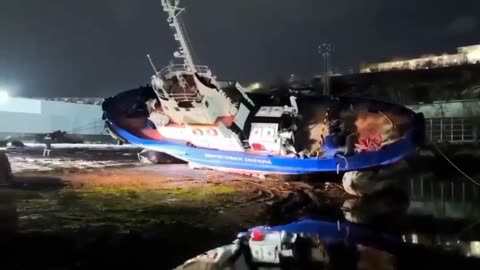 🌊🇷🇺 Ukraine Russia War | Russian Coast Guard Ship Capsizes During Repairs | RCF