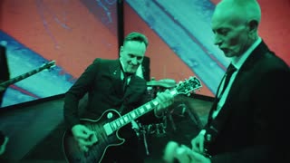 DEF LEPPARD - Fire It Up ( OFFICIAL MUSIC VIDEO )