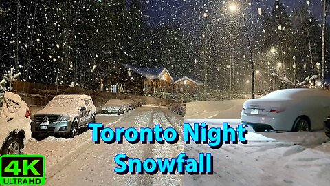 【4K】Late Night Snow Walk cozy homes Toronto Canada 🇨🇦