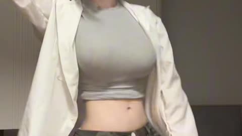 Naughty! | Elegant White Cropped Tee Hypnotic Vibrant Moves - Daily Beauty EP 439